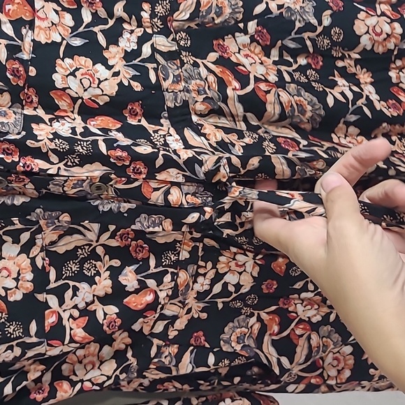 Angie Black and Tan Floral Dress Mini Size Small - Picture 5 of 8